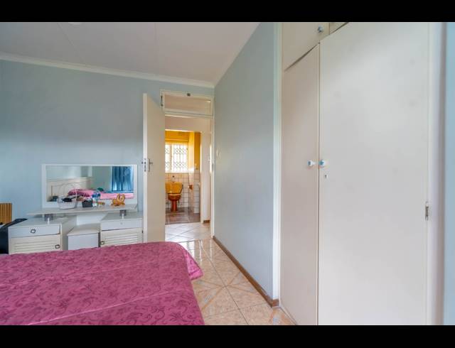 4 BEDROOM HOUSE FOR SALE IN NEW GERMANY